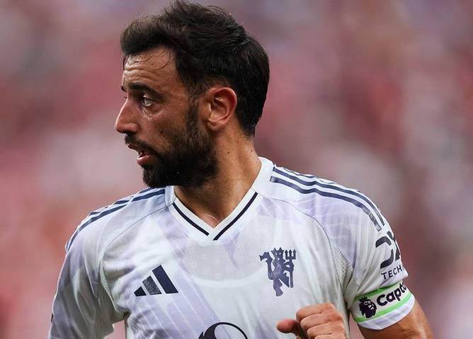 世界杯最新版下载-邮报：足总杯出局后曼联有空档期，他们在商谈去沙特踢友谊赛