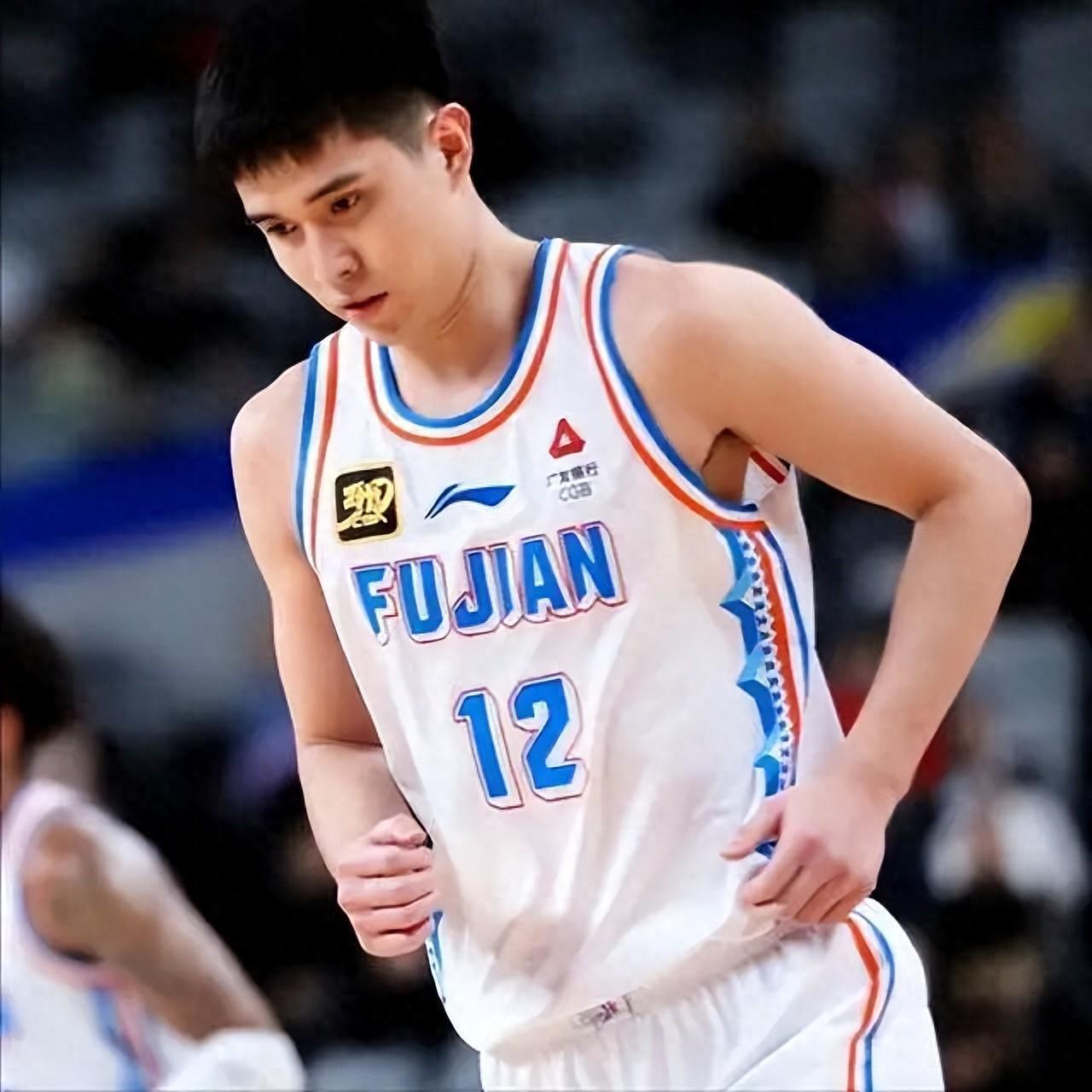 世界杯手机观看-被绝杀依然闪耀！9中9三分狂砍33分，别忘了他曾和林葳齐名