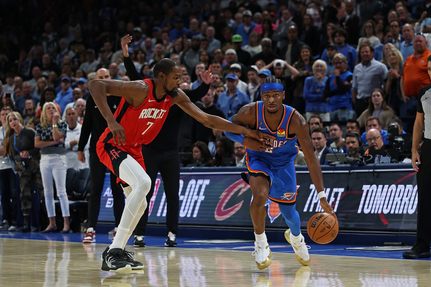 世界杯官方平台-稳定性！亚历山大连续200场得分上双 现存第二长&amp;仅次杜兰特307场